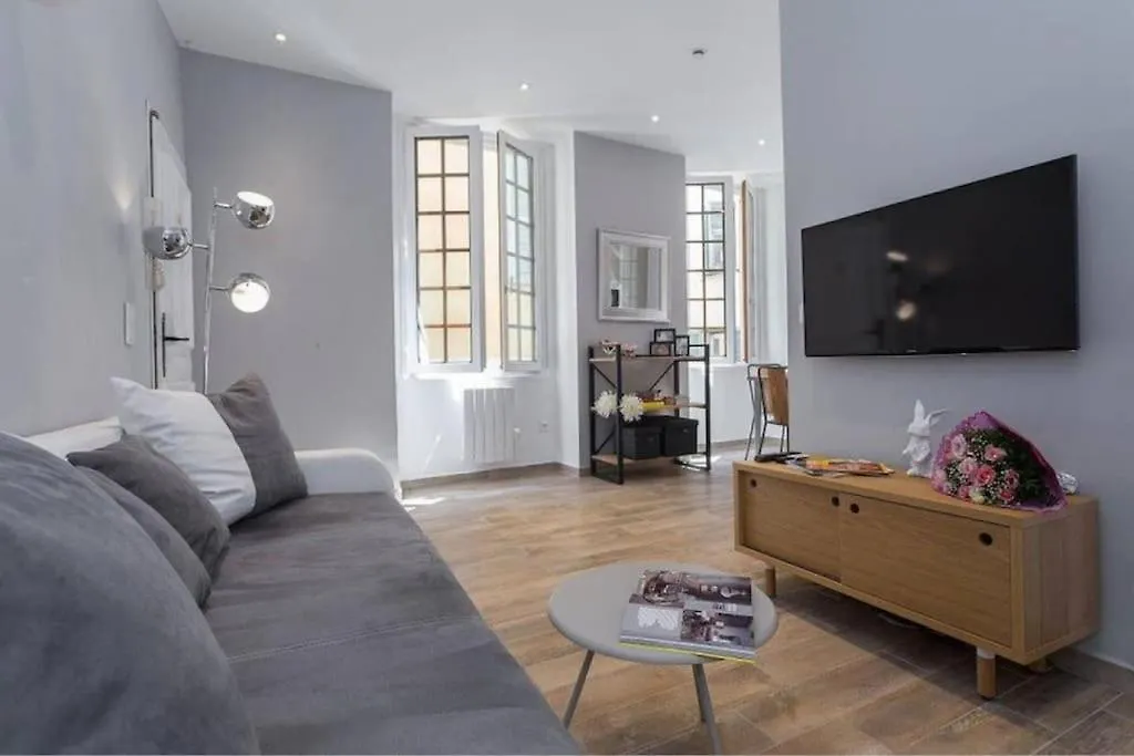 Apartment In Old Town - 2Min Beach, Restaurant & Bars نيس 0*,